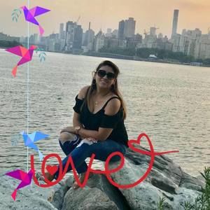 Meet your Posher, Lina